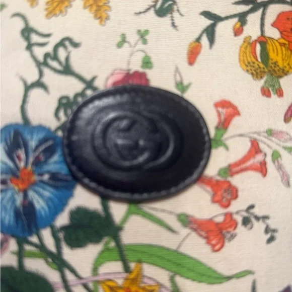 Gucci  Rare Floral-print Tote Bag, vintage Collectible canvas  leather trim EUC - Picture 9 of 17